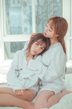 阳光灿烂的夏天