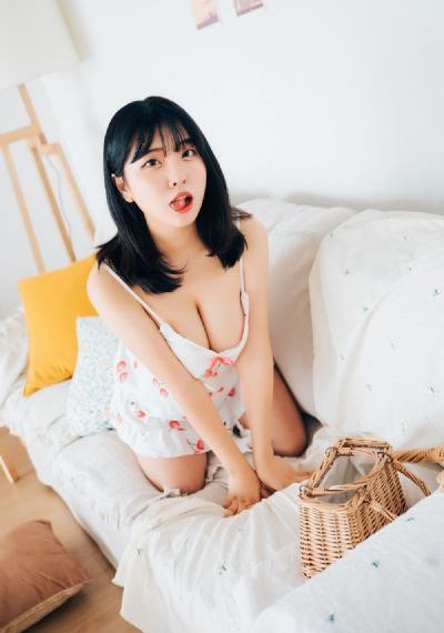 小雁与吴爱丽
