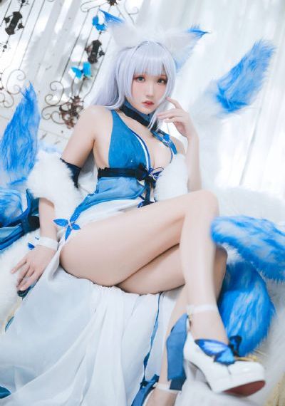美人太会撩冷面硬汉吊成翘嘴