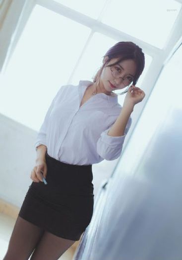 杰里·宋飞：23小时找乐子