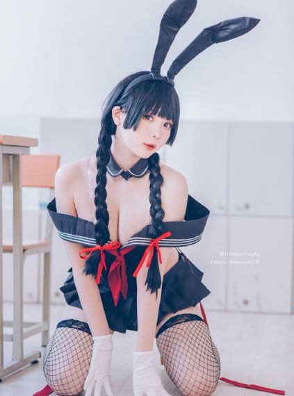总之就是非常可爱～制服～