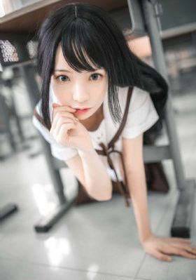 身骑白马