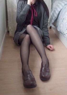 泄露天机之锁住有情天